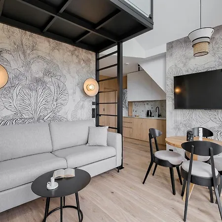 Sloneczna - & Z Widokiem - Apartment
