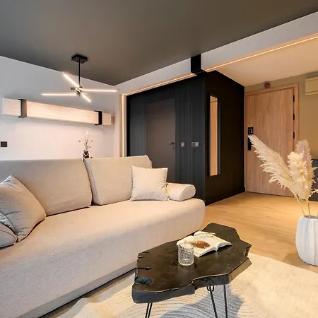 Sloneczna - & Z Widokiem - Apartment